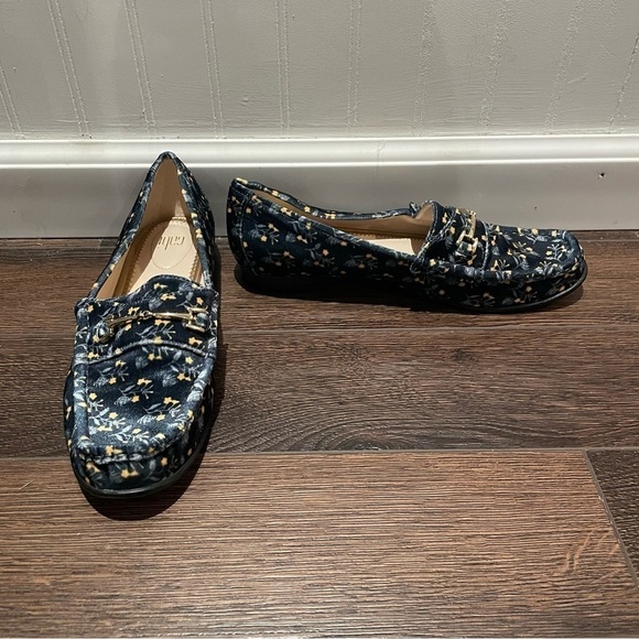 Cabi Carnaby Floral Blue Velvet Gold Horsebit Loafer Flats Preppy Retro US 9 - Picture 6 of 13
